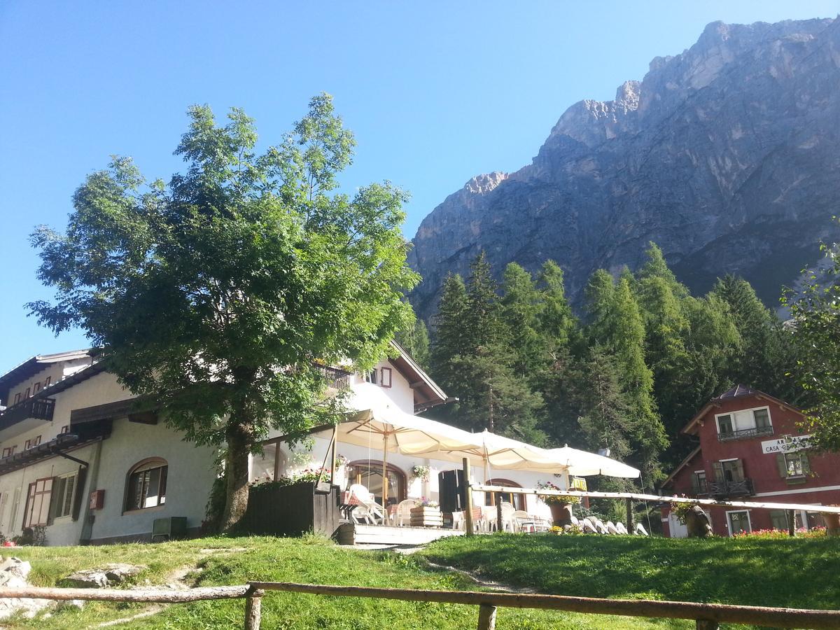 Hotel Fiames Cortina dʼAmpezzo Eksteriør bilde